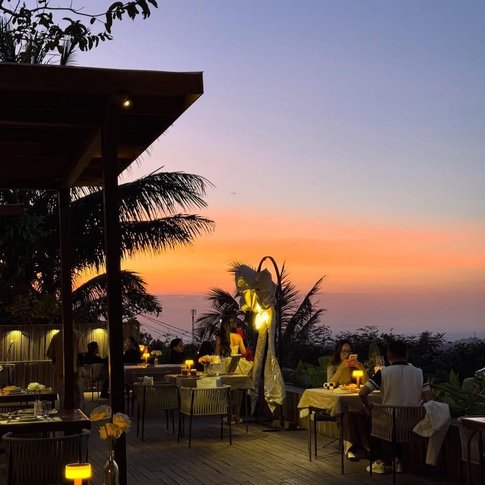 horizon cafe restaurant