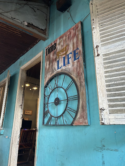 the qt ban me coffee