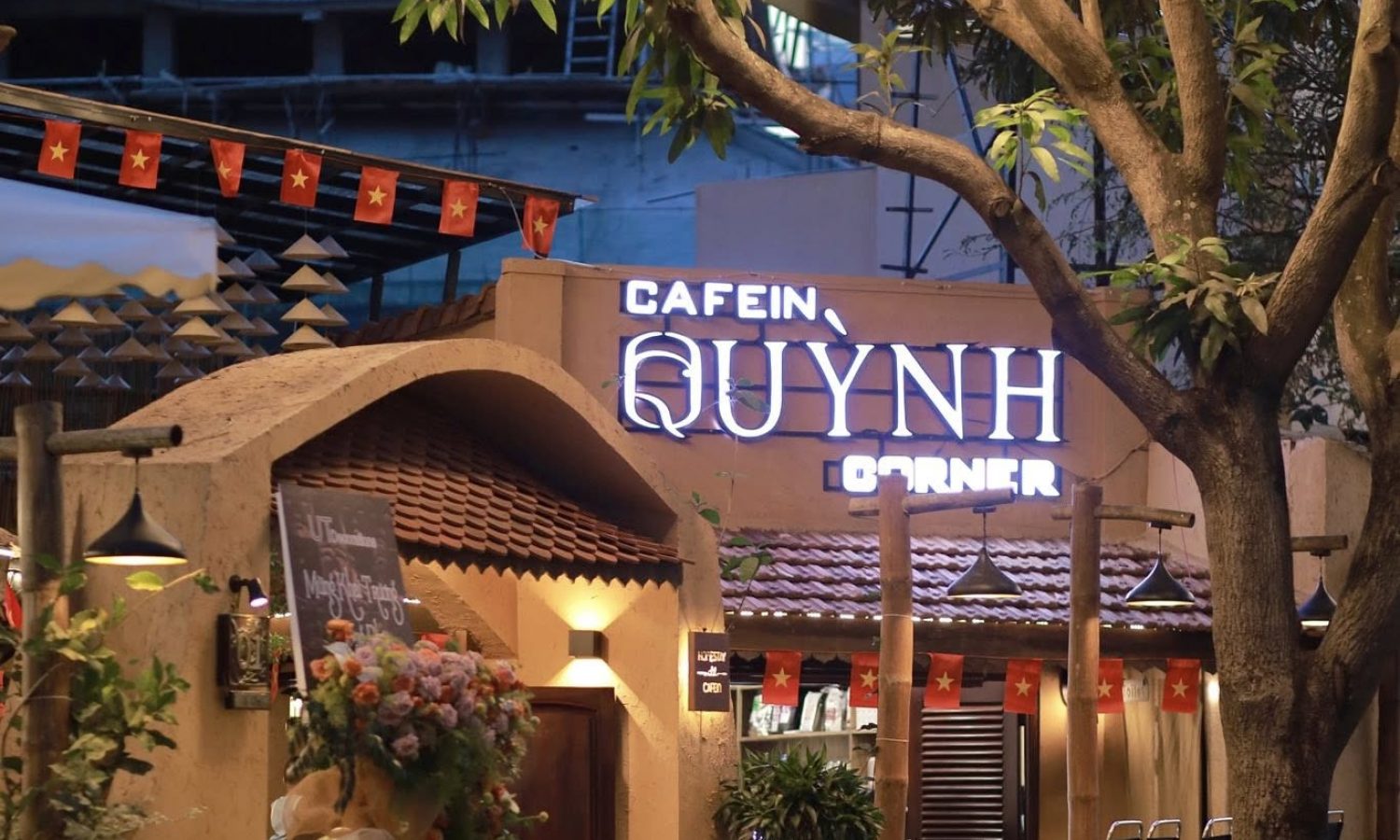 cafein quynh corner