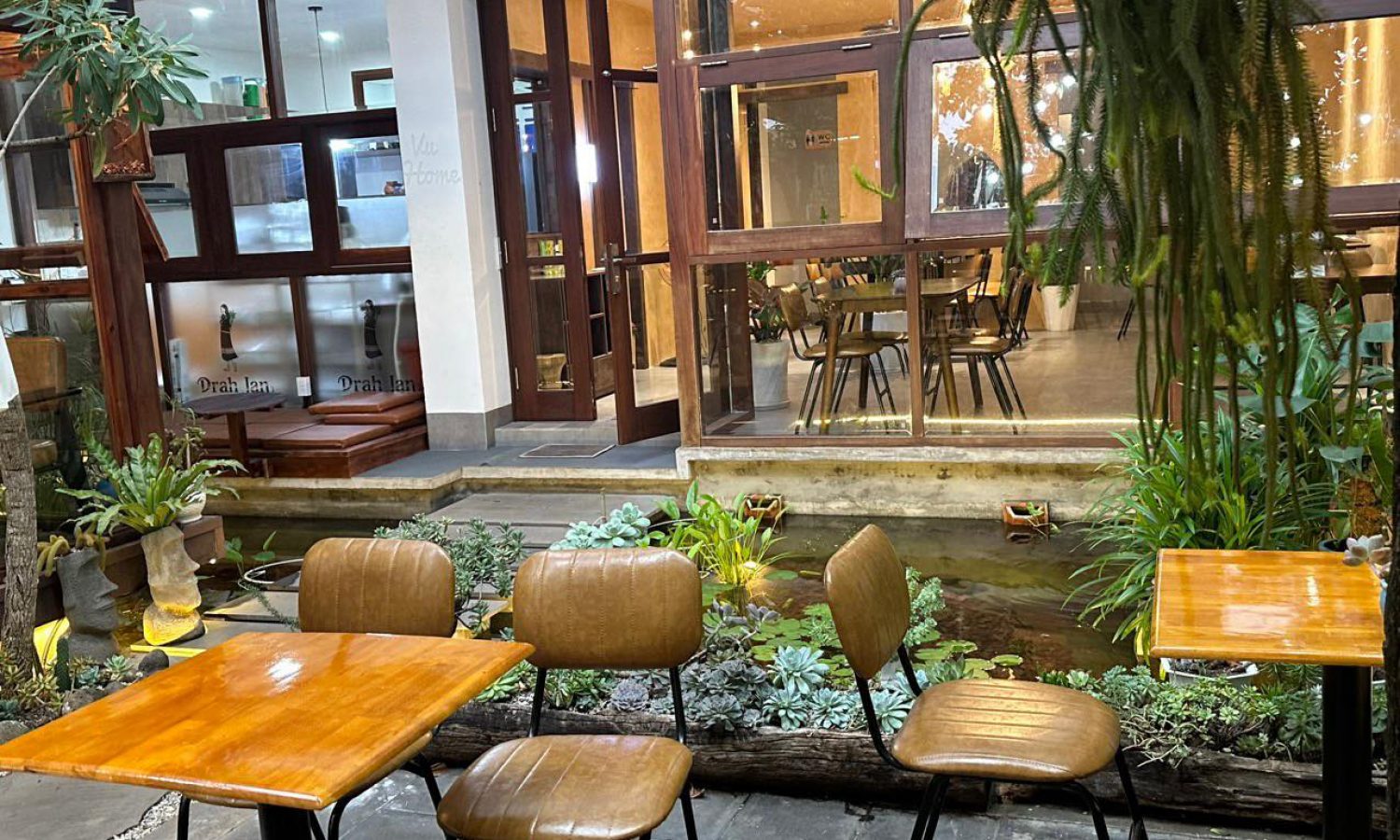 drah jan bistro coffee