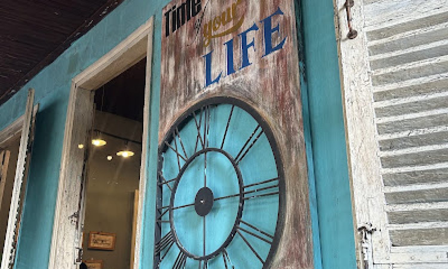 the qt ban me coffee